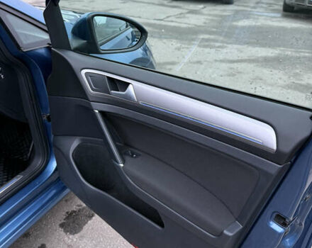 Синій Фольксваген e-Golf, об'ємом двигуна 0 л та пробігом 139 тис. км за 9999 $, фото 24 на Automoto.ua