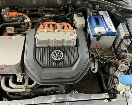 Синий Фольксваген e-Golf, объемом двигателя 0 л и пробегом 106 тыс. км за 8900 $, фото 30 на Automoto.ua