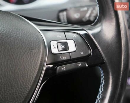 Синий Фольксваген e-Golf, объемом двигателя 0 л и пробегом 96 тыс. км за 9900 $, фото 23 на Automoto.ua