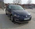 Синий Фольксваген e-Golf, объемом двигателя 0 л и пробегом 105 тыс. км за 13500 $, фото 1 на Automoto.ua