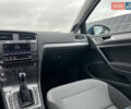 Синий Фольксваген e-Golf, объемом двигателя 0 л и пробегом 168 тыс. км за 7350 $, фото 85 на Automoto.ua
