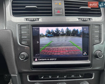 Синий Фольксваген e-Golf, объемом двигателя 0 л и пробегом 114 тыс. км за 8750 $, фото 11 на Automoto.ua