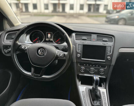 Синій Фольксваген e-Golf, об'ємом двигуна 0 л та пробігом 135 тис. км за 8200 $, фото 34 на Automoto.ua