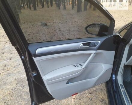 Синий Фольксваген e-Golf, объемом двигателя 0 л и пробегом 98 тыс. км за 9100 $, фото 15 на Automoto.ua