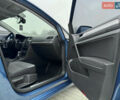 Синий Фольксваген e-Golf, объемом двигателя 0 л и пробегом 71 тыс. км за 8200 $, фото 49 на Automoto.ua