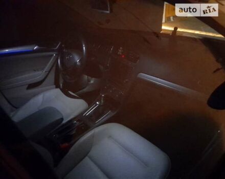 Синий Фольксваген e-Golf, объемом двигателя 0 л и пробегом 98 тыс. км за 9100 $, фото 5 на Automoto.ua