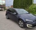 Синий Фольксваген e-Golf, объемом двигателя 0 л и пробегом 110 тыс. км за 11500 $, фото 11 на Automoto.ua