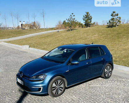 Синий Фольксваген e-Golf, объемом двигателя 0 л и пробегом 143 тыс. км за 11999 $, фото 19 на Automoto.ua