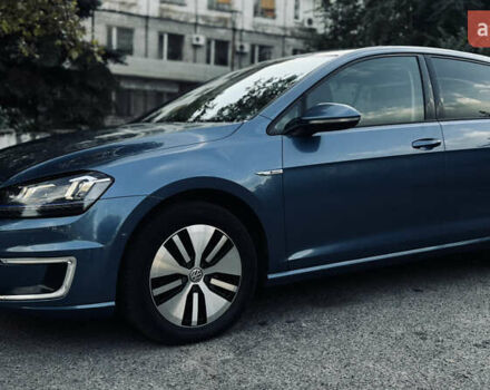 Синий Фольксваген e-Golf, объемом двигателя 0 л и пробегом 132 тыс. км за 9150 $, фото 2 на Automoto.ua