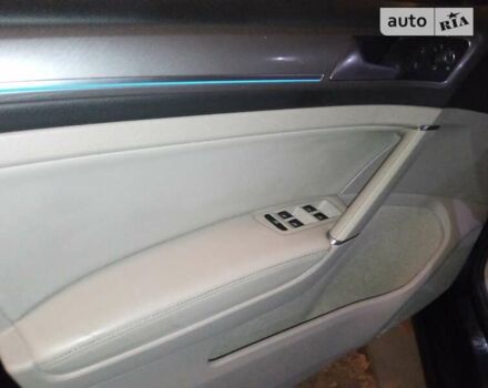 Синий Фольксваген e-Golf, объемом двигателя 0 л и пробегом 105 тыс. км за 11800 $, фото 11 на Automoto.ua