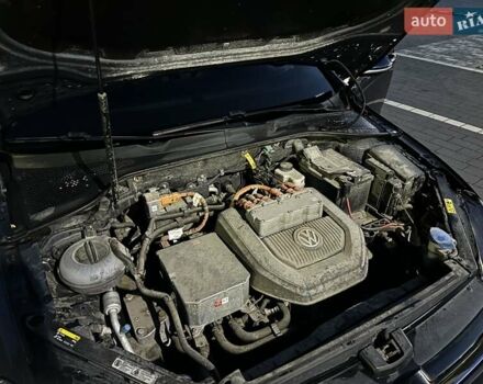 Синий Фольксваген e-Golf, объемом двигателя 0 л и пробегом 148 тыс. км за 7550 $, фото 10 на Automoto.ua