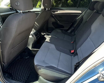 Синий Фольксваген e-Golf, объемом двигателя 0 л и пробегом 139 тыс. км за 9010 $, фото 8 на Automoto.ua