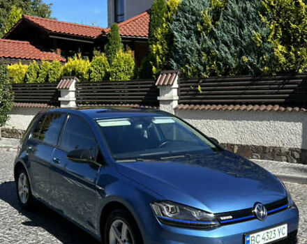 Синий Фольксваген e-Golf, объемом двигателя 0 л и пробегом 139 тыс. км за 9010 $, фото 3 на Automoto.ua