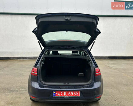 Синий Фольксваген e-Golf, объемом двигателя 0 л и пробегом 89 тыс. км за 8500 $, фото 11 на Automoto.ua