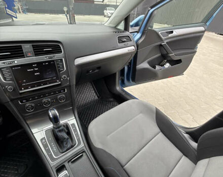 Синій Фольксваген e-Golf, об'ємом двигуна 0 л та пробігом 105 тис. км за 8000 $, фото 41 на Automoto.ua