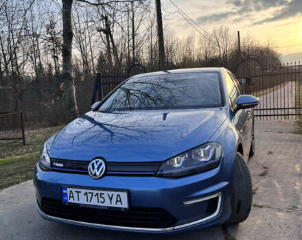 Синий Фольксваген e-Golf, объемом двигателя 0 л и пробегом 145 тыс. км за 9555 $, фото 1 на Automoto.ua