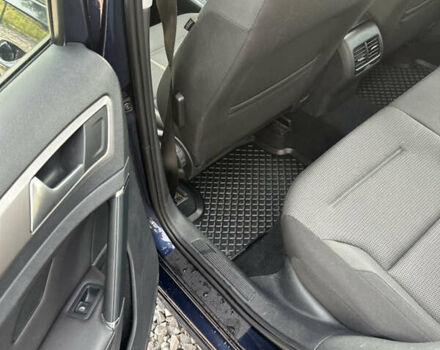 Синий Фольксваген e-Golf, объемом двигателя 0 л и пробегом 118 тыс. км за 8400 $, фото 20 на Automoto.ua