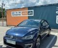 Синий Фольксваген e-Golf, объемом двигателя 0 л и пробегом 96 тыс. км за 10000 $, фото 1 на Automoto.ua