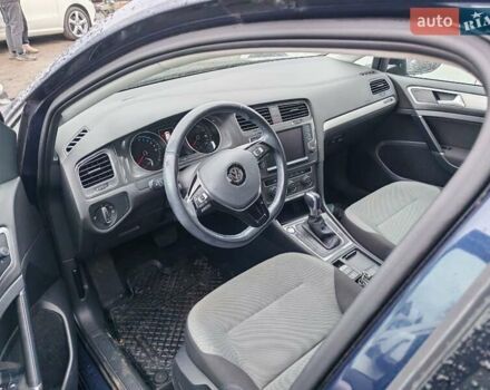 Синий Фольксваген e-Golf, объемом двигателя 0 л и пробегом 78 тыс. км за 10400 $, фото 13 на Automoto.ua