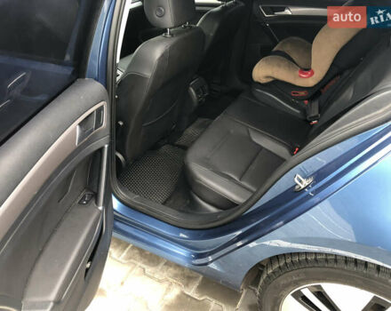 Синий Фольксваген e-Golf, объемом двигателя 0 л и пробегом 117 тыс. км за 10600 $, фото 17 на Automoto.ua