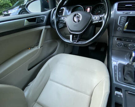 Синий Фольксваген e-Golf, объемом двигателя 0 л и пробегом 126 тыс. км за 10500 $, фото 14 на Automoto.ua