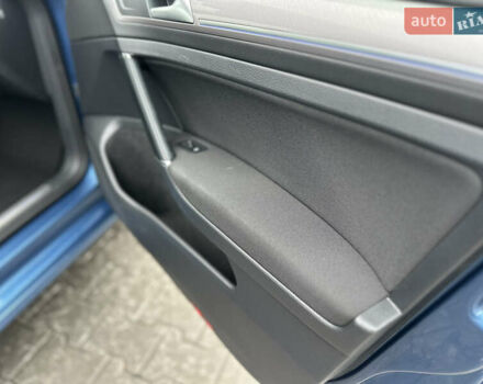 Синий Фольксваген e-Golf, объемом двигателя 0 л и пробегом 168 тыс. км за 7350 $, фото 102 на Automoto.ua