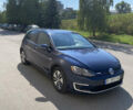 Синий Фольксваген e-Golf, объемом двигателя 0 л и пробегом 126 тыс. км за 10500 $, фото 2 на Automoto.ua