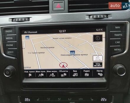 Синий Фольксваген e-Golf, объемом двигателя 0 л и пробегом 123 тыс. км за 8950 $, фото 15 на Automoto.ua