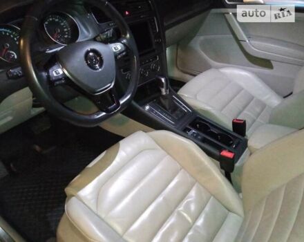 Синий Фольксваген e-Golf, объемом двигателя 0 л и пробегом 105 тыс. км за 11800 $, фото 5 на Automoto.ua