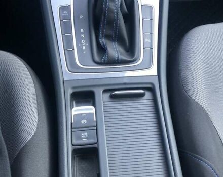 Синий Фольксваген e-Golf, объемом двигателя 0 л и пробегом 149 тыс. км за 12300 $, фото 9 на Automoto.ua