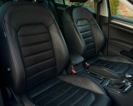 Синий Фольксваген e-Golf, объемом двигателя 0 л и пробегом 81 тыс. км за 9300 $, фото 23 на Automoto.ua