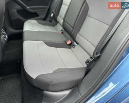 Синий Фольксваген e-Golf, объемом двигателя 0 л и пробегом 168 тыс. км за 7350 $, фото 79 на Automoto.ua