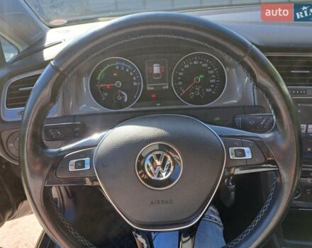 Синий Фольксваген e-Golf, объемом двигателя 0 л и пробегом 63 тыс. км за 11000 $, фото 6 на Automoto.ua