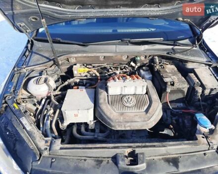 Синий Фольксваген e-Golf, объемом двигателя 0 л и пробегом 150 тыс. км за 8600 $, фото 16 на Automoto.ua