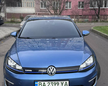 Синий Фольксваген e-Golf, объемом двигателя 0 л и пробегом 99 тыс. км за 9500 $, фото 3 на Automoto.ua