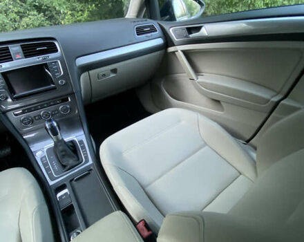 Синий Фольксваген e-Golf, объемом двигателя 0 л и пробегом 126 тыс. км за 10500 $, фото 15 на Automoto.ua