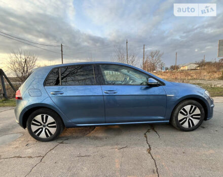 Синий Фольксваген e-Golf, объемом двигателя 0 л и пробегом 145 тыс. км за 9555 $, фото 2 на Automoto.ua