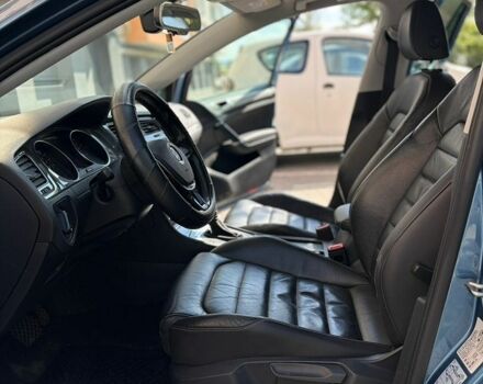 Синий Фольксваген e-Golf, объемом двигателя 0 л и пробегом 165 тыс. км за 9899 $, фото 12 на Automoto.ua