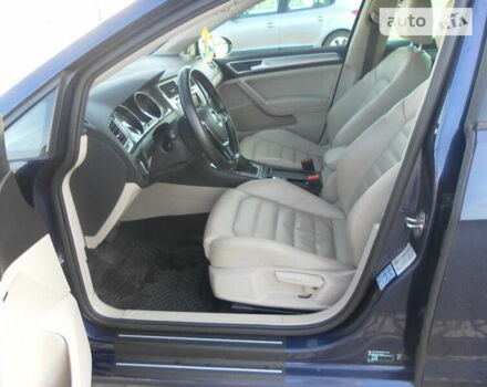 Синий Фольксваген e-Golf, объемом двигателя 0 л и пробегом 88 тыс. км за 9950 $, фото 10 на Automoto.ua