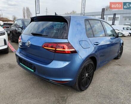 Синий Фольксваген e-Golf, объемом двигателя 0 л и пробегом 86 тыс. км за 10333 $, фото 20 на Automoto.ua