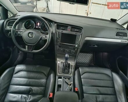 Синий Фольксваген e-Golf, объемом двигателя 0 л и пробегом 80 тыс. км за 8999 $, фото 95 на Automoto.ua