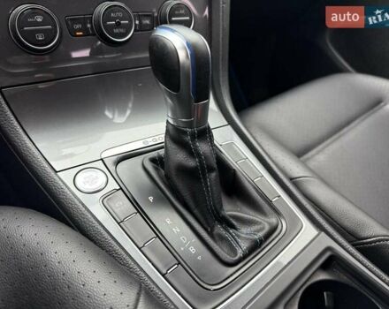 Синій Фольксваген e-Golf, об'ємом двигуна 0 л та пробігом 165 тис. км за 8500 $, фото 19 на Automoto.ua
