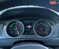Синий Фольксваген e-Golf, объемом двигателя 0 л и пробегом 87 тыс. км за 8799 $, фото 77 на Automoto.ua