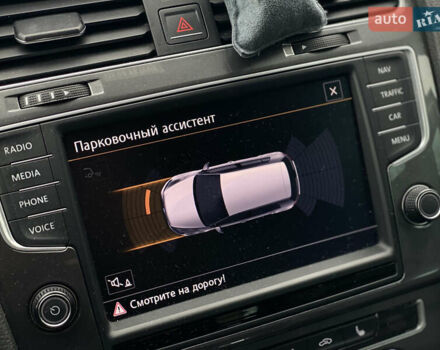 Синий Фольксваген e-Golf, объемом двигателя 0 л и пробегом 159 тыс. км за 7899 $, фото 35 на Automoto.ua