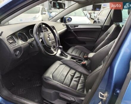 Синий Фольксваген e-Golf, объемом двигателя 0 л и пробегом 86 тыс. км за 10333 $, фото 44 на Automoto.ua