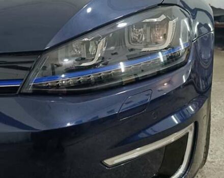 Синий Фольксваген e-Golf, объемом двигателя 0 л и пробегом 80 тыс. км за 8999 $, фото 36 на Automoto.ua