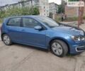 Синий Фольксваген e-Golf, объемом двигателя 0 л и пробегом 67 тыс. км за 14500 $, фото 12 на Automoto.ua