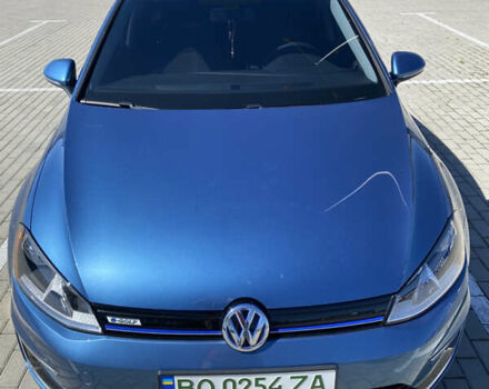Синий Фольксваген e-Golf, объемом двигателя 0 л и пробегом 55 тыс. км за 14100 $, фото 11 на Automoto.ua
