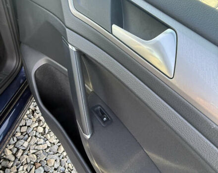 Синий Фольксваген e-Golf, объемом двигателя 0 л и пробегом 58 тыс. км за 9500 $, фото 26 на Automoto.ua