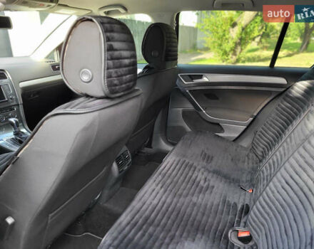 Синий Фольксваген e-Golf, объемом двигателя 0 л и пробегом 100 тыс. км за 8000 $, фото 22 на Automoto.ua